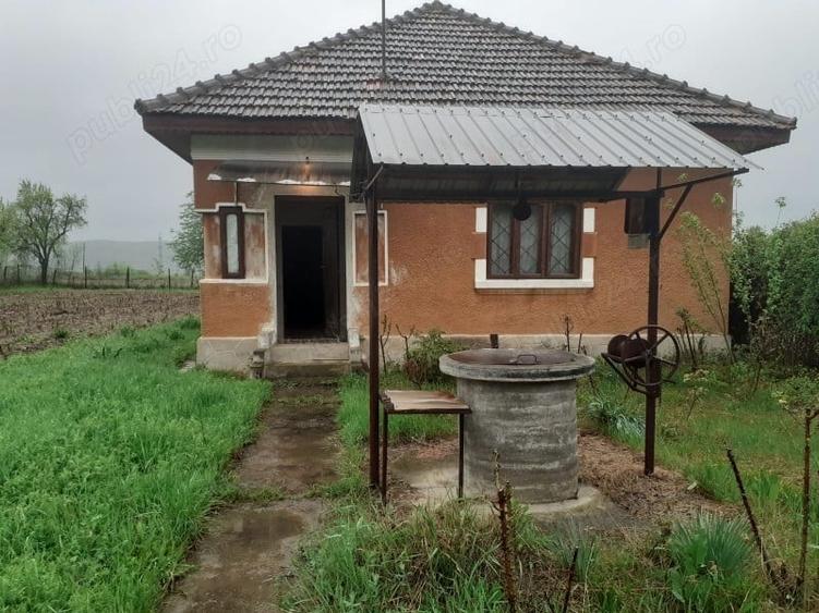 Casă în Jupânești