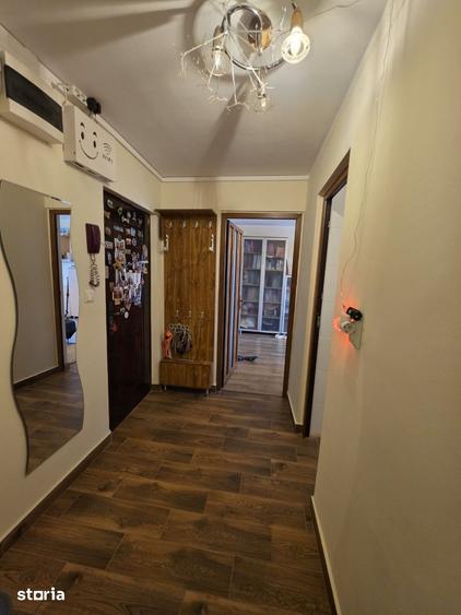 Apartament cu 2 camere în Tei