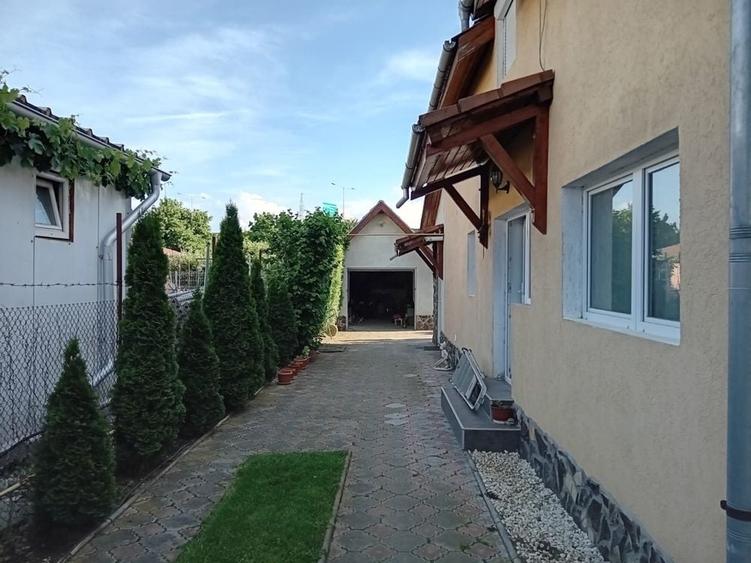 Casă cu 3 camere în Lazaret