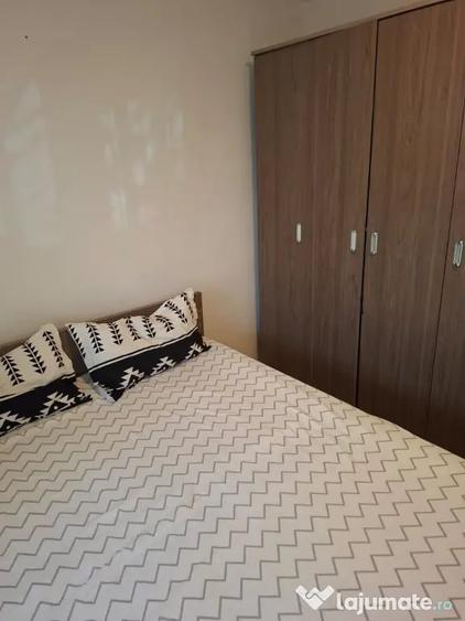 Apartament cu 2 camere decomandat în Broșteni