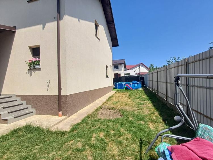 Duplex cu 4 camere cu Canalizare în Miroslava