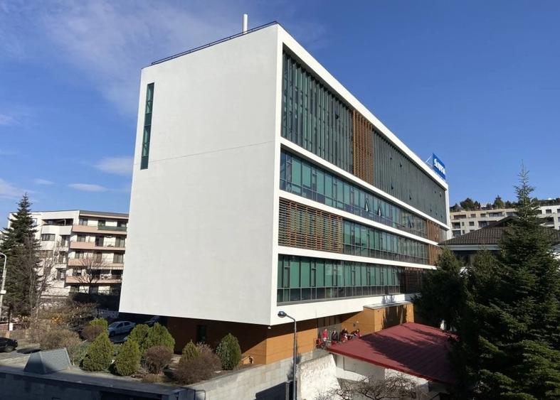 Birou, de 3,650 mp, în Herăstrău