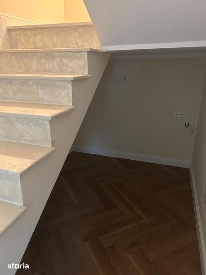 Apartament cu 4 camere în Giroc