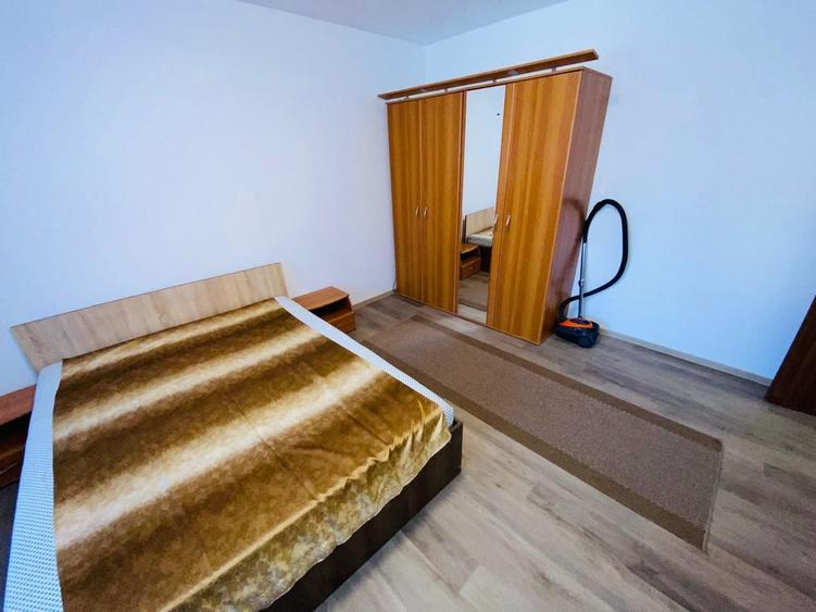 Apartament cu 2 camere decomandat în Zorilor