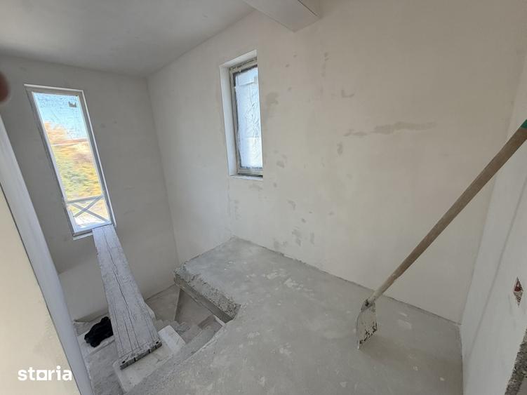 Casă cu 3 camere cu Teren 257 Mp în Central