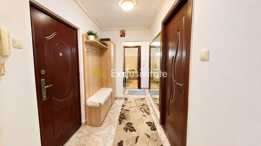 Apartament cu 2 camere decomandat, mobilat în Sud