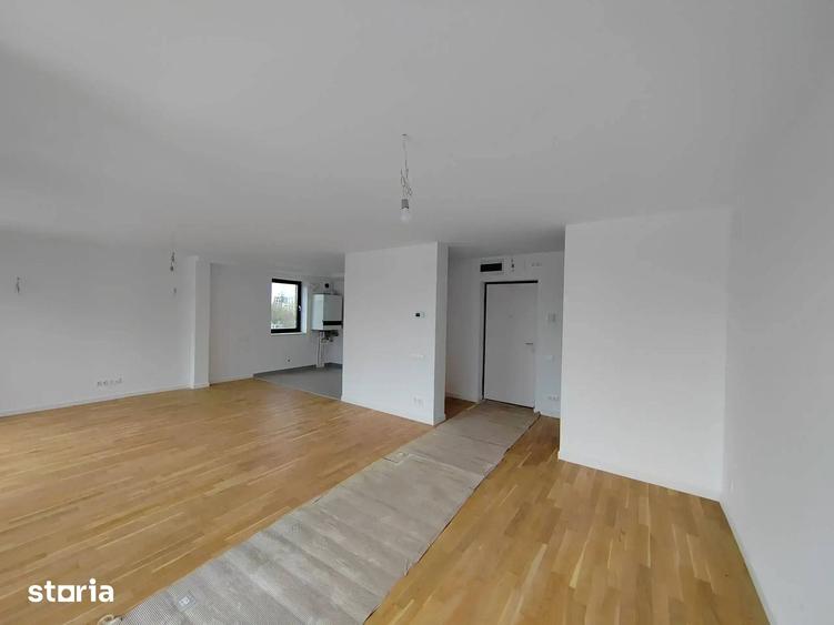 Apartament cu 3 camere decomandat în Străulești