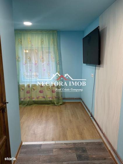 Casă cu 4 camere decomandat cu Teren 200 Mp în Central