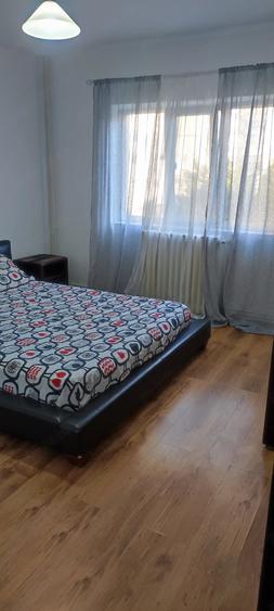 Apartament cu 2 camere decomandat în Nicolina