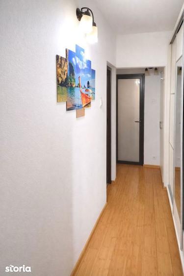 Apartament cu 3 camere decomandat în Central