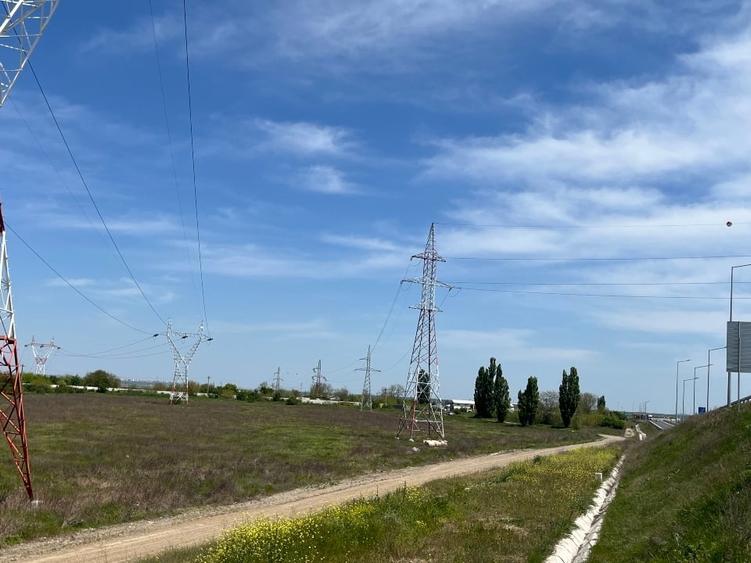 Teren agricol intravilan de 5412 mp, în Apollo