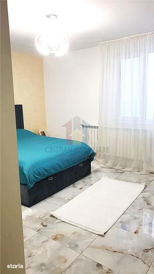 Casă cu 6 camere decomandat cu Teren 280 Mp în Chercea