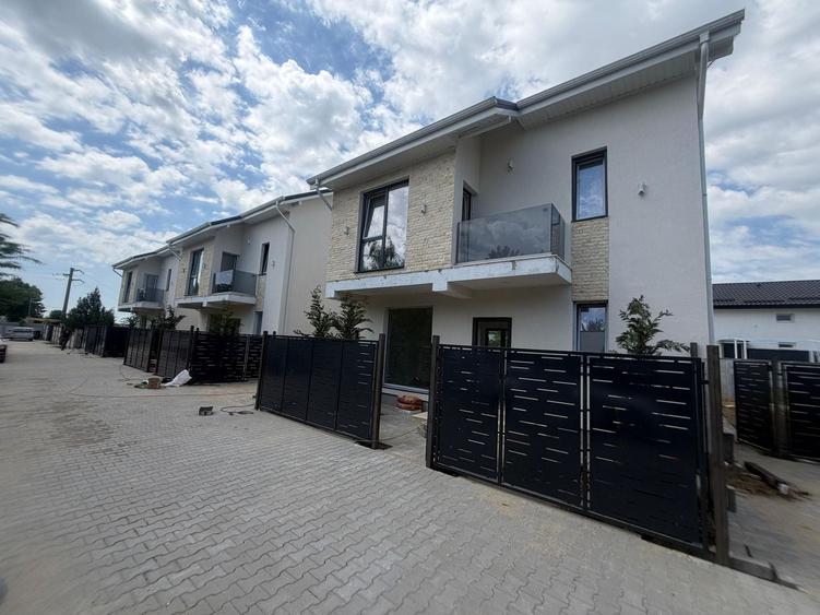 Casă individuală cu 4 camere cu Canalizare în Central