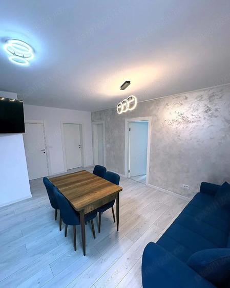Apartament cu 3 camere decomandat în Giroc