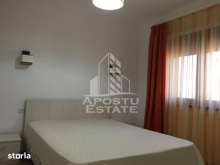 Apartament cu 3 camere în Dumbrăvița