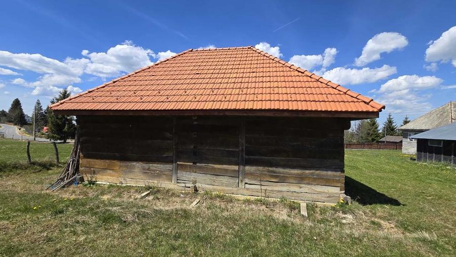 Casă cu 3 camere în Râșca