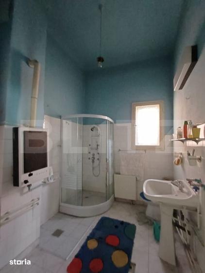 Casă cu 6 camere cu Teren 715 Mp în Turda