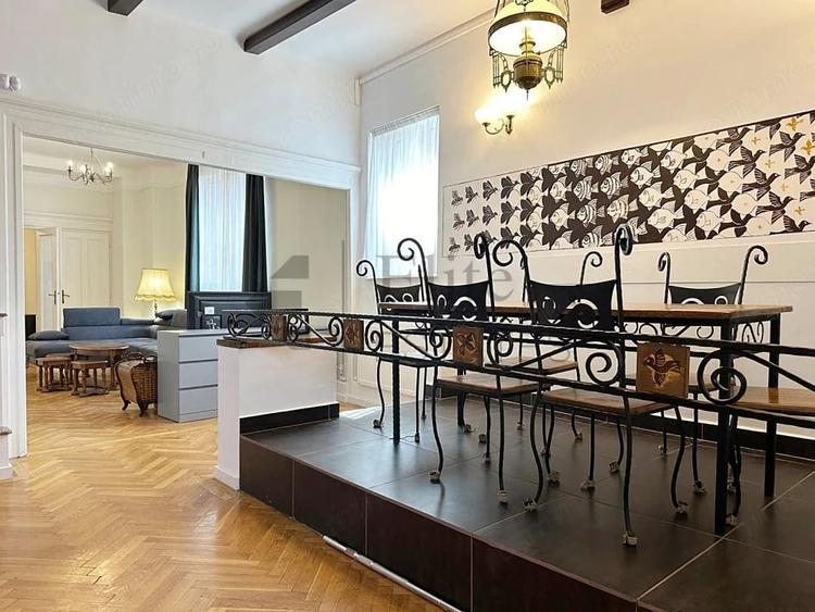 Apartament cu 4 camere decomandat în Ultracentral
