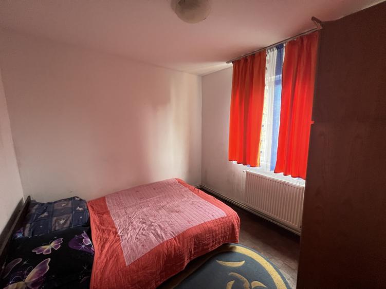 Apartament-2-Camere-Semidecomandat-Etaj 2-Centrala-Termica-Florilor-Brasov - 3