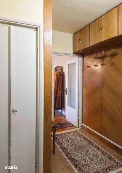 Apartament cu 3 camere semidecomandat în Mazepa 1 — fotografia 1