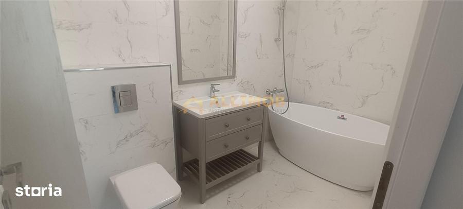 Apartament cu 3 camere, mobilat în 9 Mai
