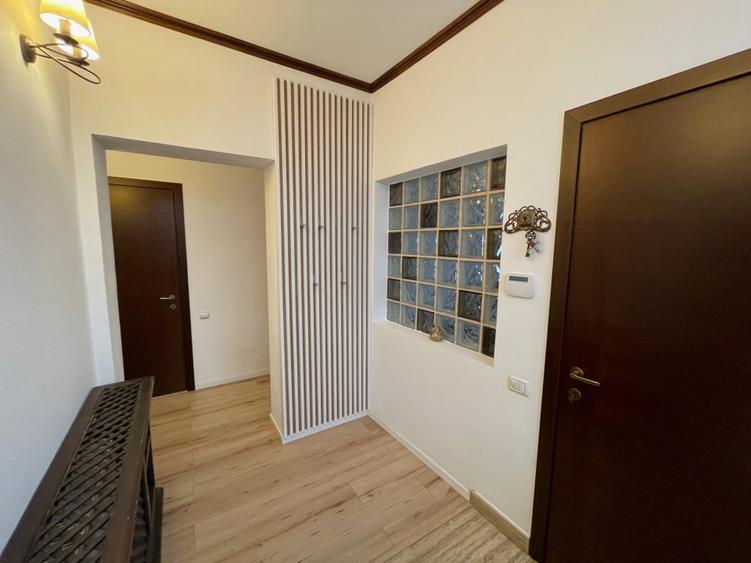 Casă individuală cu 5 camere în Dorobanți