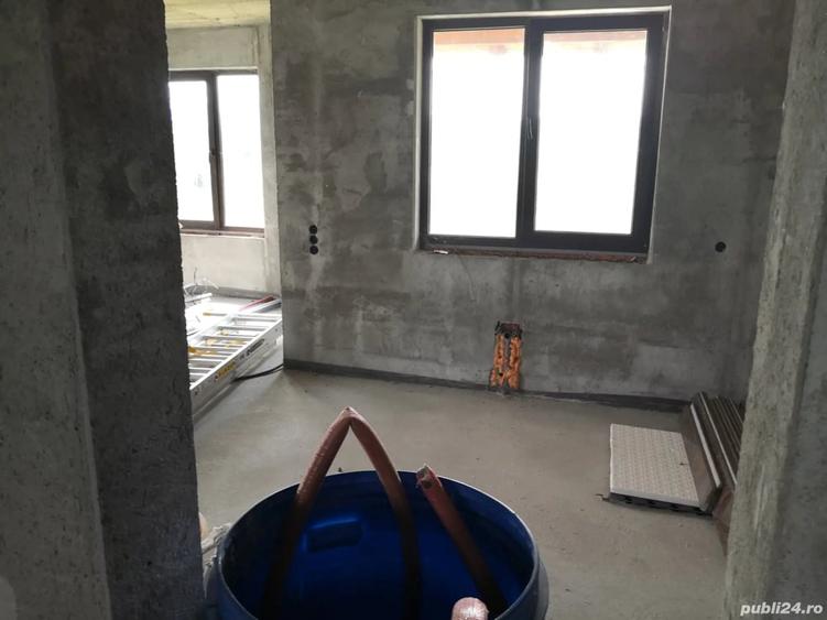 Casă cu 5 camere în Central