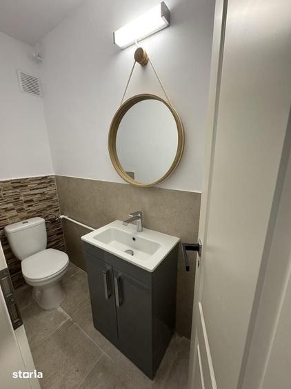 Apartament cu 3 camere decomandat în Ștefan cel Mare