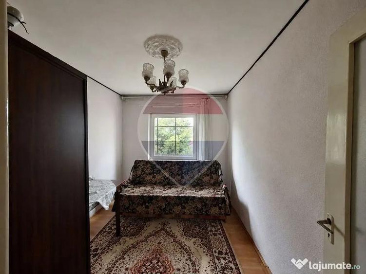 Apartament cu 3 camere de vanzare in zona Pompieri - Focsani (Vrancea) - 1