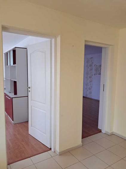 Casă cu 3 camere cu Teren 337 Mp în Central