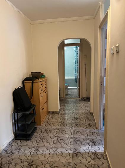 Apartament cu 2 camere decomandat în Lacul Morii