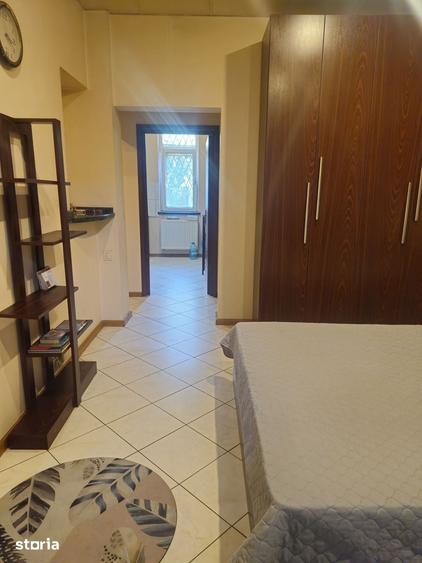 Apartament cu 2 camere semidecomandat în Obor
