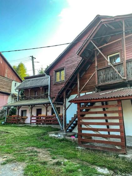 Casă cu 4 camere în Exterior Vest