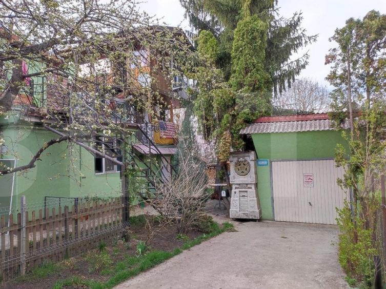 Casă individuală cu 6 camere cu Garaj în Andrei Mureșanu