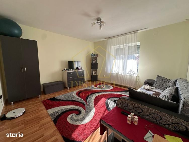 Casa Indiviudala cu 3 camere si 755 mp de teren in Giroc la asfalt. - 3