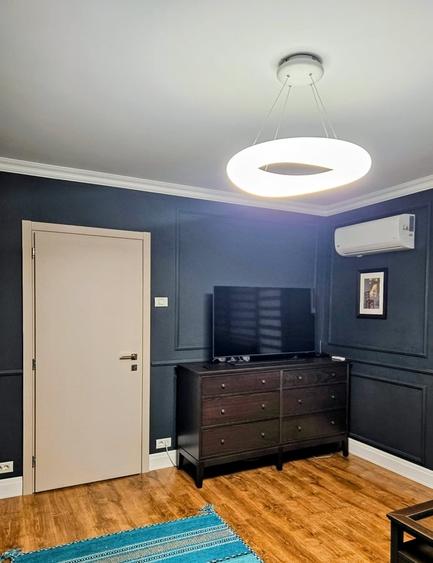 Apartament cu 3 camere semidecomandat în Titan
