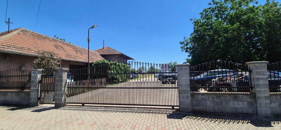 Vand casa si teren in Vinga, judetul Arad, situate la intrarea in localitate dinspre Arad, pe partea stanga , direct la drumul national. - 5