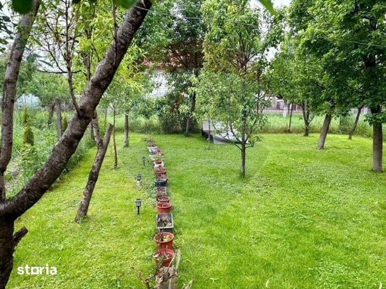 Casă cu 5 camere cu Teren 557 Mp în Central