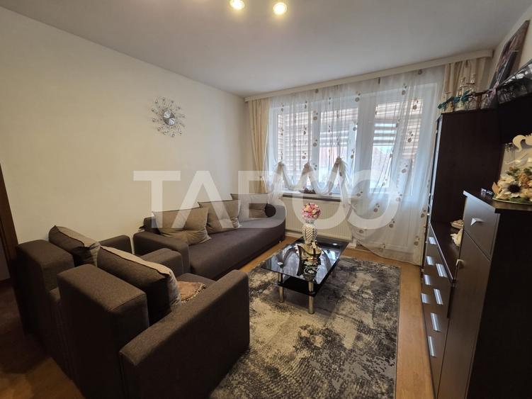 Apartament 2 camere  semidecomandat zona Vasile Alecsandri etaj 3 - 2