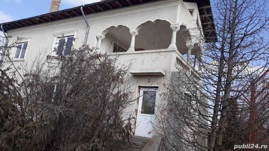 Casă în Dealu