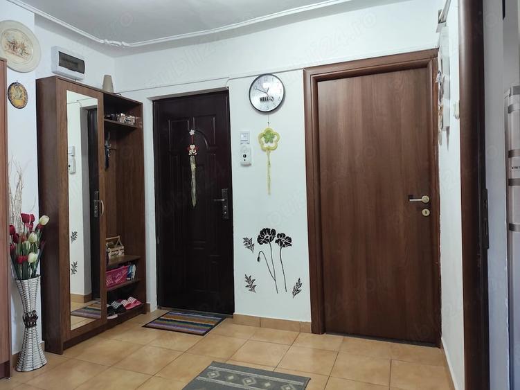 Apartament cu 2 camere decomandat în Gară