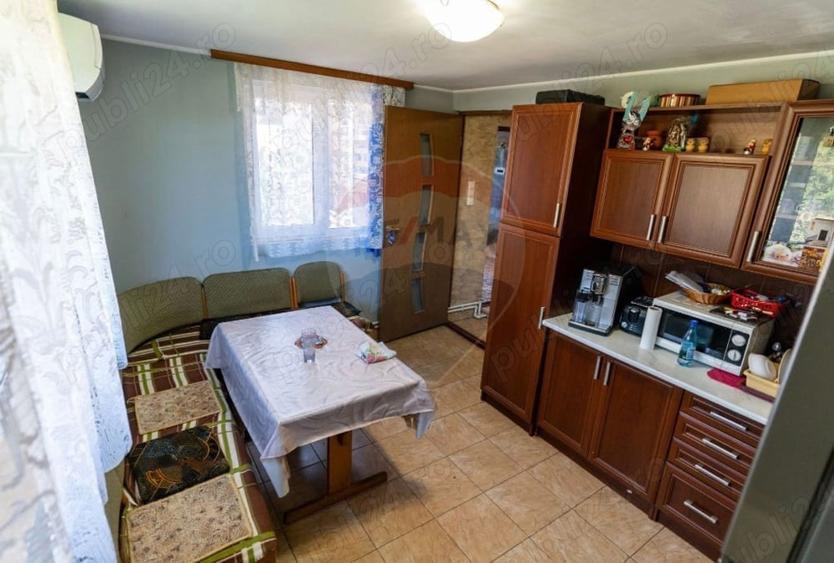 Casă cu 4 camere cu Teren 2800 Mp în Dudești