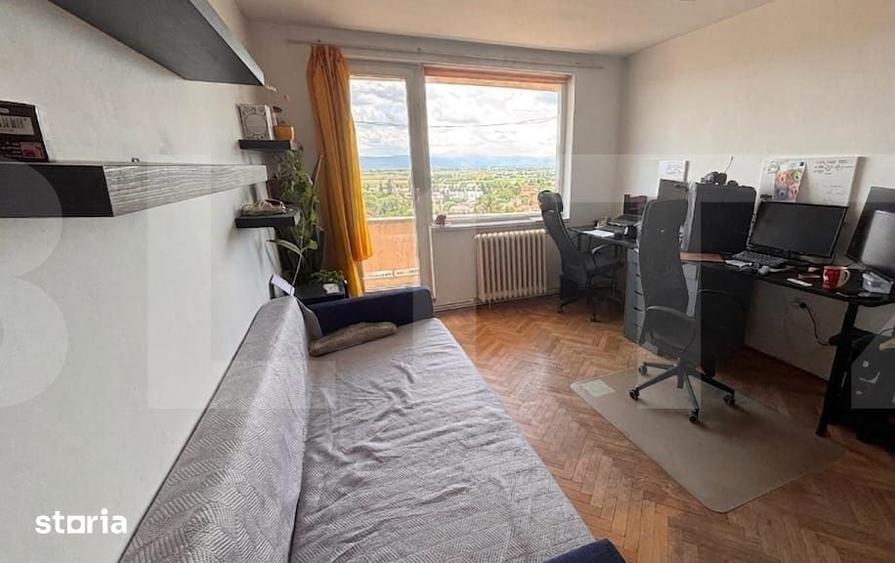 Apartament cu 2 camere semidecomandat în Simeria