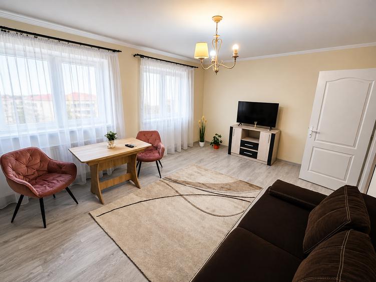 Apartament cu 2 camere decomandat în Florești