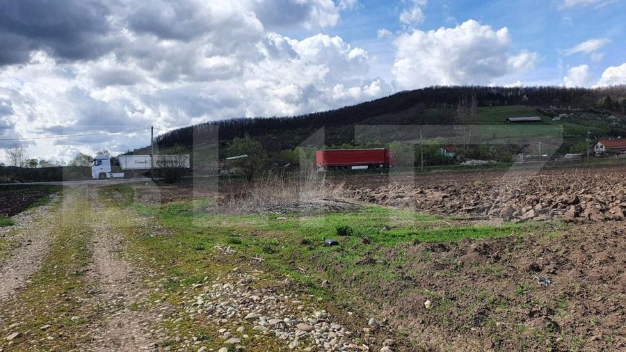 Teren Construcții extravilan de 4300 mp, în Exterior Vest