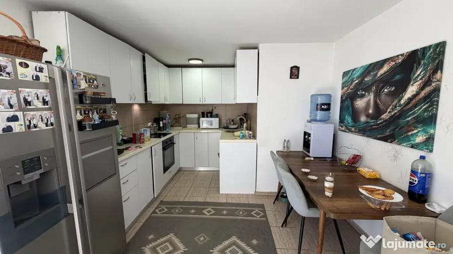Casă cu 5 camere cu Teren 457 Mp în Ciorogârla