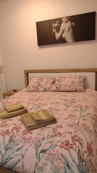 Inchiriez apartamet - 2