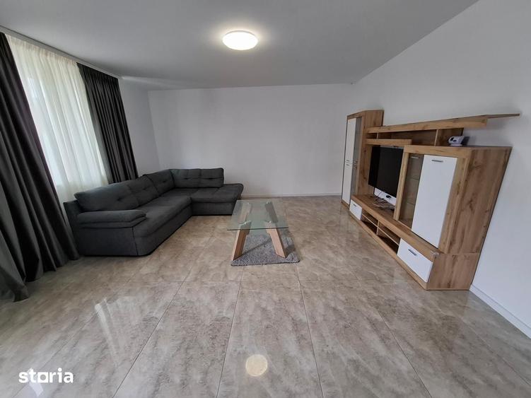 Casă cu 4 camere cu Teren 250 Mp în Geamăna