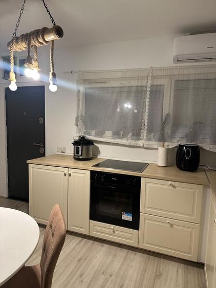 Apartament cu 2 camere semidecomandat în Tunari
