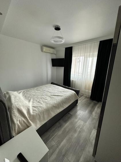 Apartament cu 3 camere decomandat în Brătianu